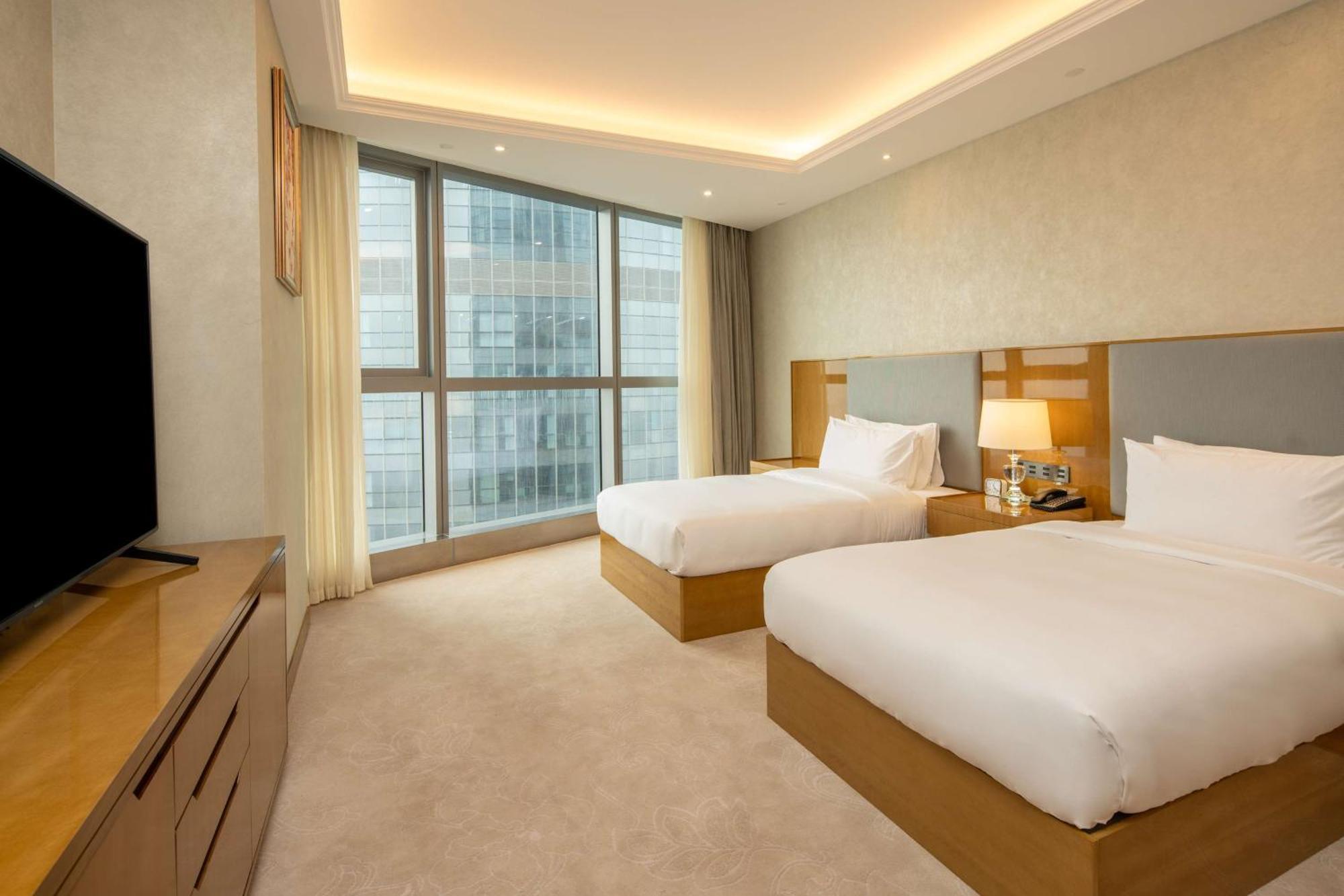 Hilton Brazzaville Les Tours Jumelles Hotel & Residences Exterior photo